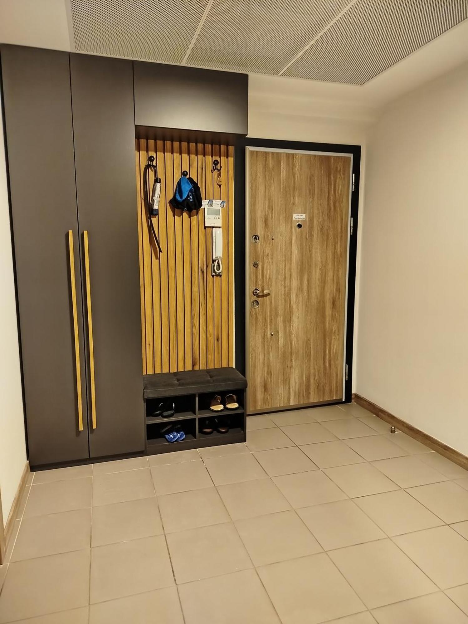 סקופיה 18Th & 16H Floor Secure Luxury Condos With Pool & Fitness Included In Price מראה חיצוני תמונה